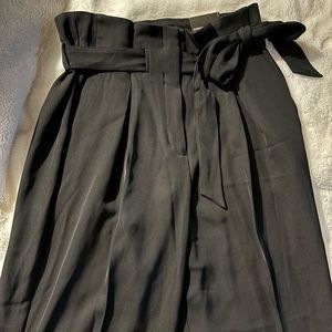 Size 8 belted wide leg pants from Express